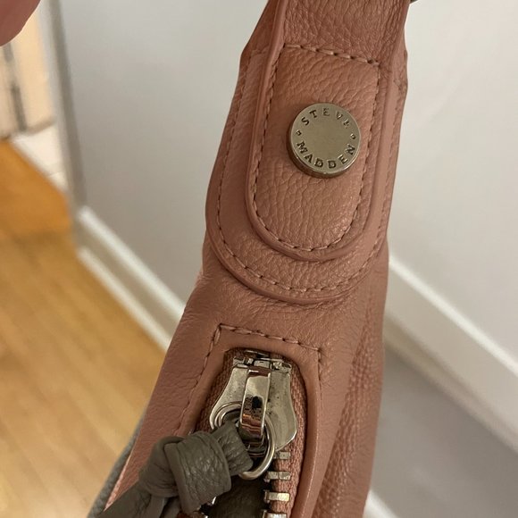 Steve Madden Purse - Picture 5 of 7